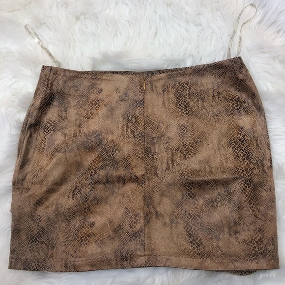 NASTY GAL Rare London Snakeskin Skirt - Picture 3 of 4
